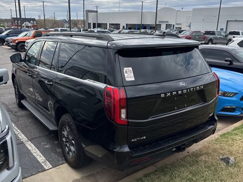 Certified 2025 Ford Expedition Max Active image 3