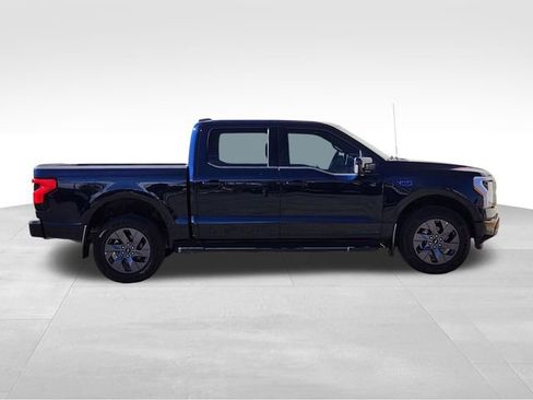 Used 2024 Ford F150 Lightning Lariat image 11