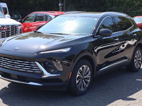 New 2025 Buick Envision Preferred image 2