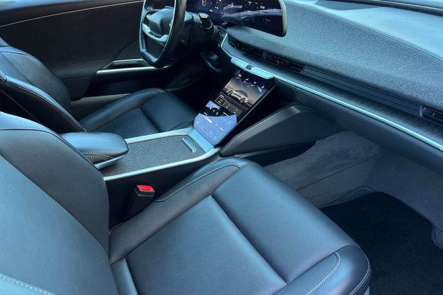 Used 2024 Lucid Air Touring AWD/4WD image 17
