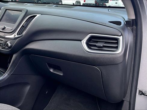 Used 2024 Chevrolet Equinox LT image 13