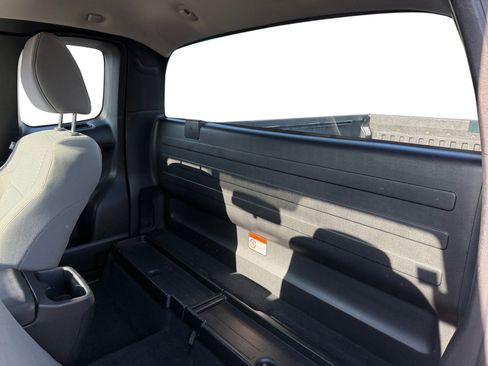 Used 2017 Toyota Tacoma SR image 13