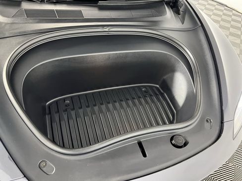 Used 2024 Tesla Model 3 Standard Range image 34