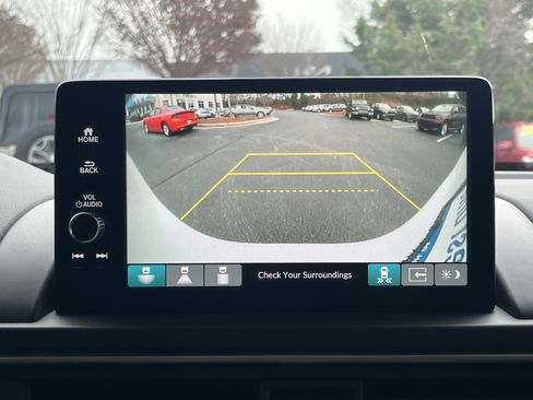 Certified 2025 Honda Pilot EX-L image 4