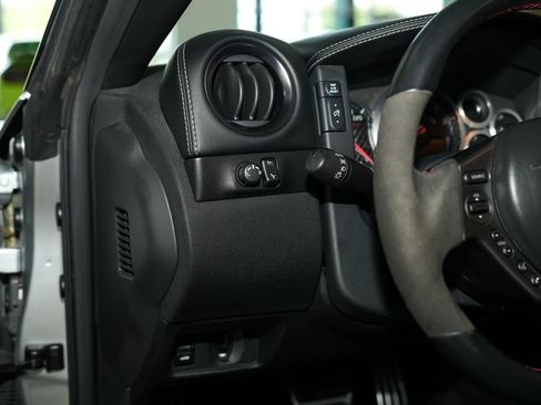 Used 2016 Nissan GT-R Premium AWD/4WD image 42