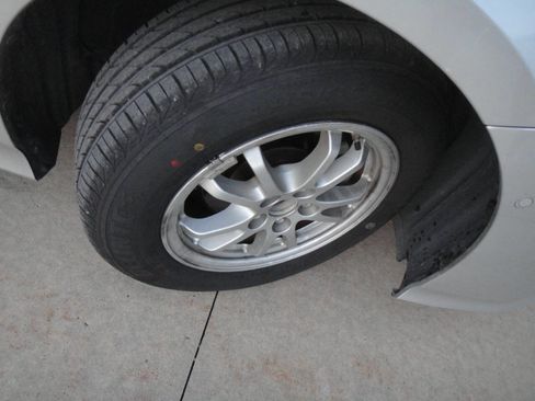 Used 2018 Toyota Prius Two w/ Prius Two Safety Plus Package image 24