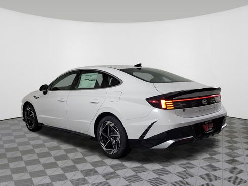 New 2026 Hyundai Sonata SEL FWD image 38