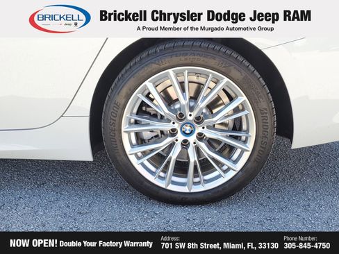Used 2023 BMW 330e w/ Driving Assistance Package RWD image 9