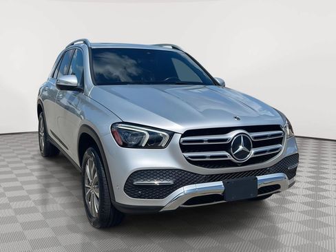 Used 2021 Mercedes-Benz GLE 350 4MATIC image 4