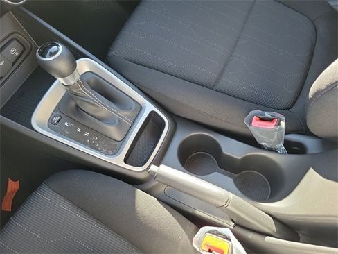 New 2026 Hyundai Venue SE image 14