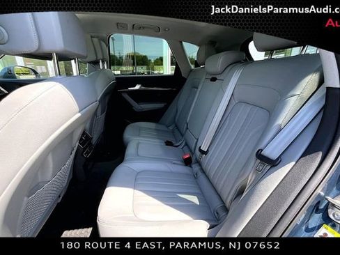 Used 2018 Audi Q5 Prestige w/ Prestige Package AWD/4WD image 18