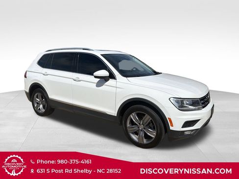 Used 2021 Volkswagen Tiguan SEL AWD/4WD image 4
