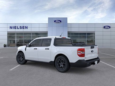 New 2025 Ford Maverick XLT image 4