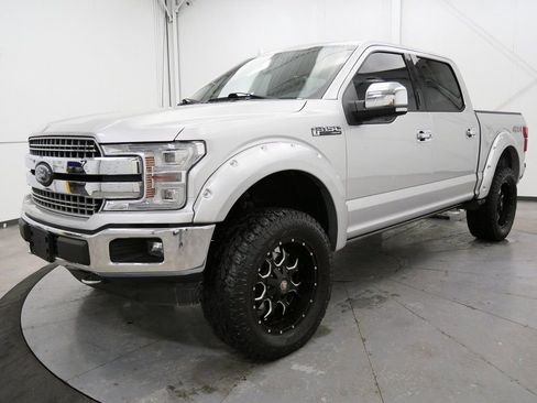 Used 2018 Ford F150 Lariat w/ Equipment Group 502A Luxury image 3