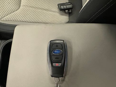 Used 2020 Subaru Forester Premium AWD/4WD image 18
