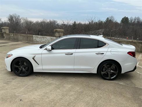 Used 2019 Genesis G70 2.0T Advanced w/ Sport Package image 3