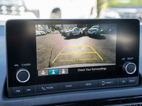 Used 2023 Honda Civic Sport image 32