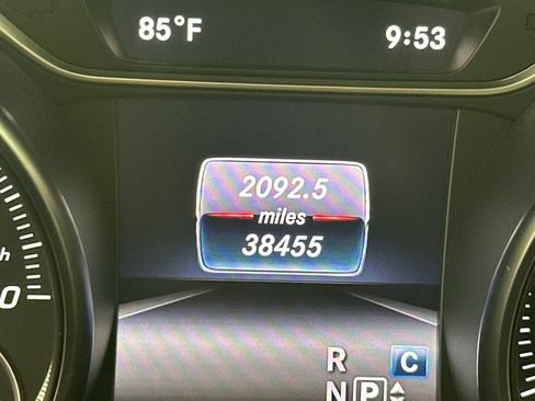 Certified 2020 Mercedes-Benz GLA 250 4MATIC image 4