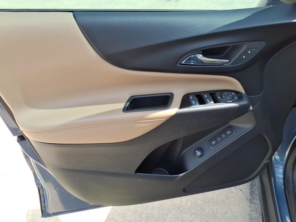 Used 2024 Chevrolet Equinox Premier FWD image 17