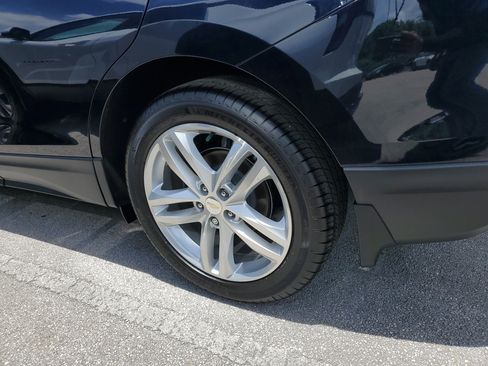 Used 2021 Chevrolet Equinox Premier image 7