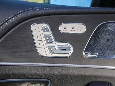 Used 2025 Mercedes-Benz GLE 450e 4MATIC image 21