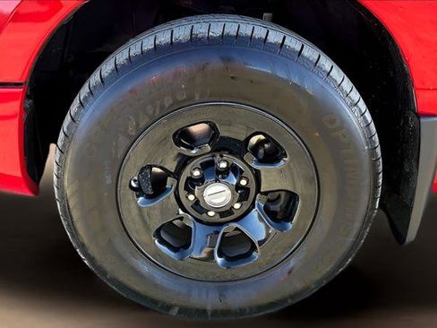 Used 2023 Nissan Titan S w/ S Utility Package image 32