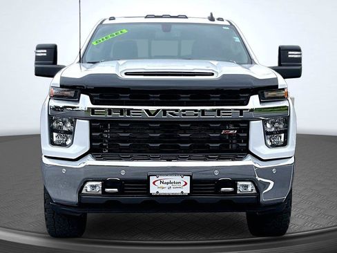 Used 2021 Chevrolet Silverado 2500 LT w/ Convenience Package AWD/4WD image 3