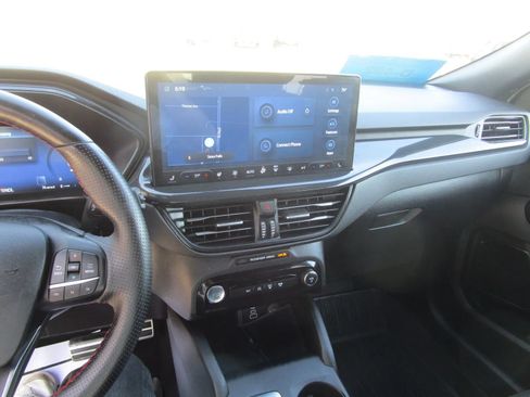 Used 2024 Ford Escape ST-Line Select w/ Tech Pack #2 AWD/4WD image 16