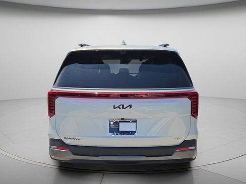 New 2026 Kia Carnival SX Prestige FWD image 4
