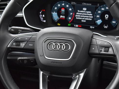 Certified 2025 Audi Q3 2.0T Premium AWD/4WD image 12