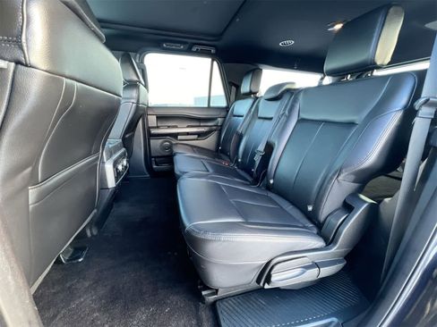 Used 2021 Ford Expedition Max XLT image 19