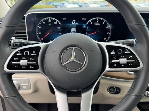 Used 2020 Mercedes-Benz GLE 350 4MATIC image 23