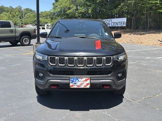 Used 2024 Jeep Compass Trailhawk AWD/4WD video 2