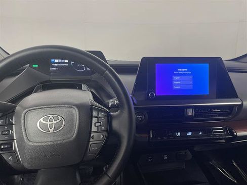 Used 2024 Toyota Prius Prime FWD image 16