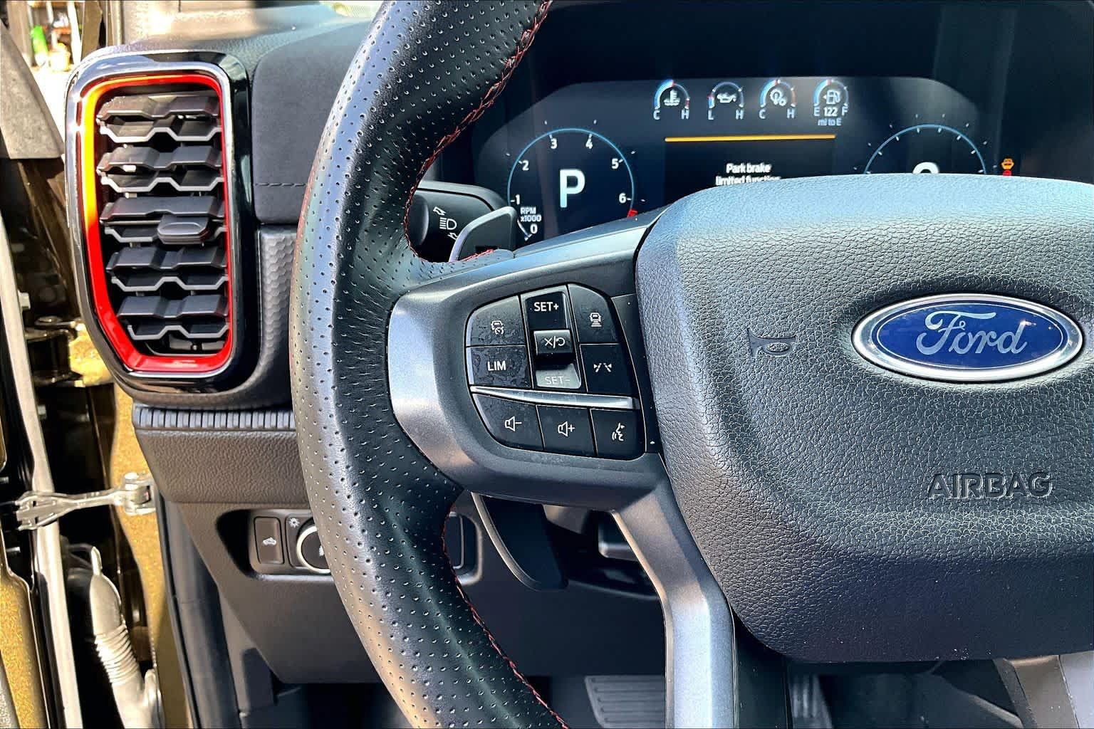 Used 2025 Ford Ranger Raptor AWD/4WD image 27