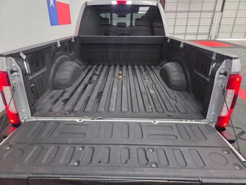 Used 2019 Ford F250 Lariat w/ Lariat Ultimate Package image 30