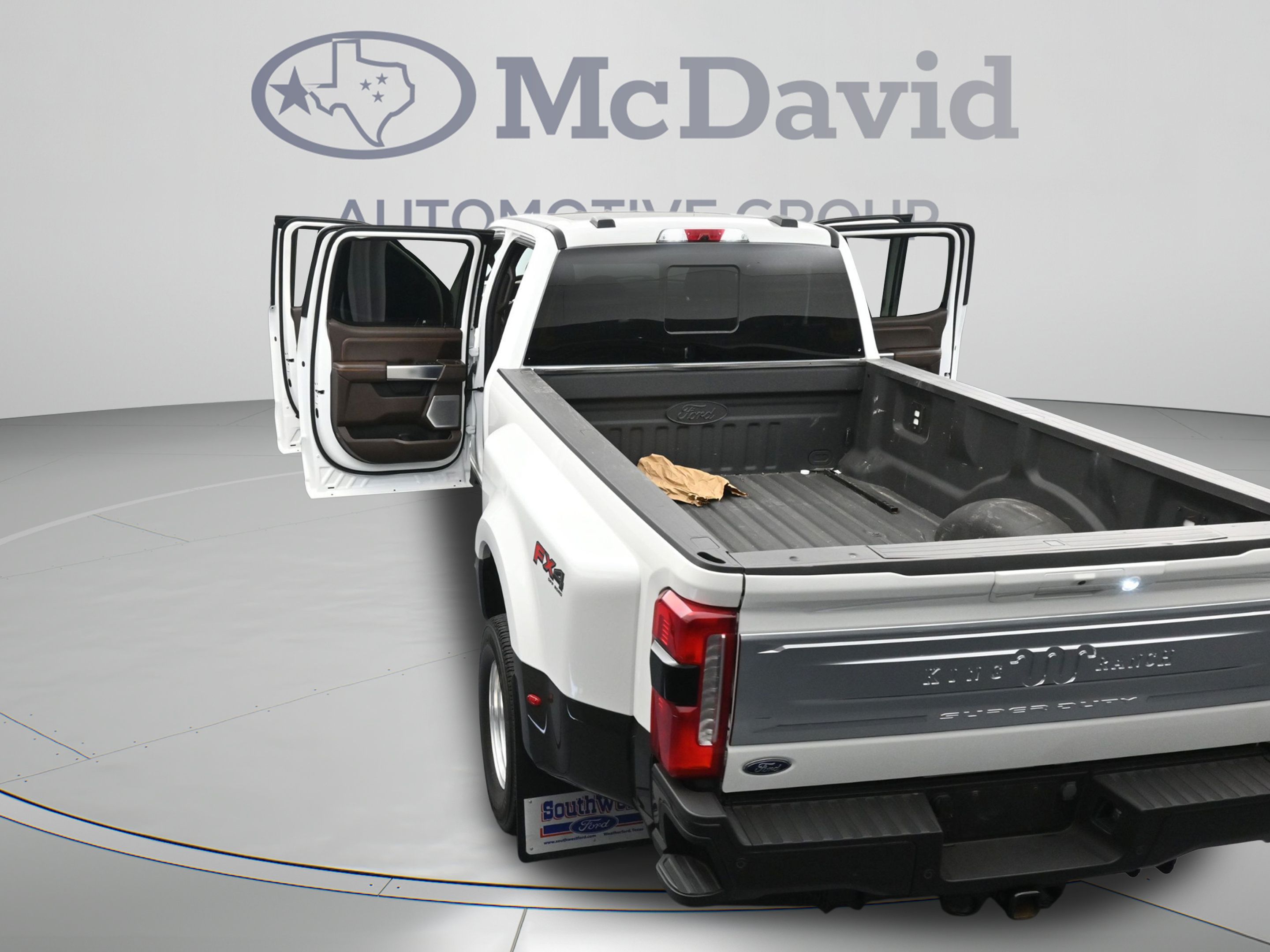 Used 2024 Ford F350 King Ranch AWD/4WD image 43