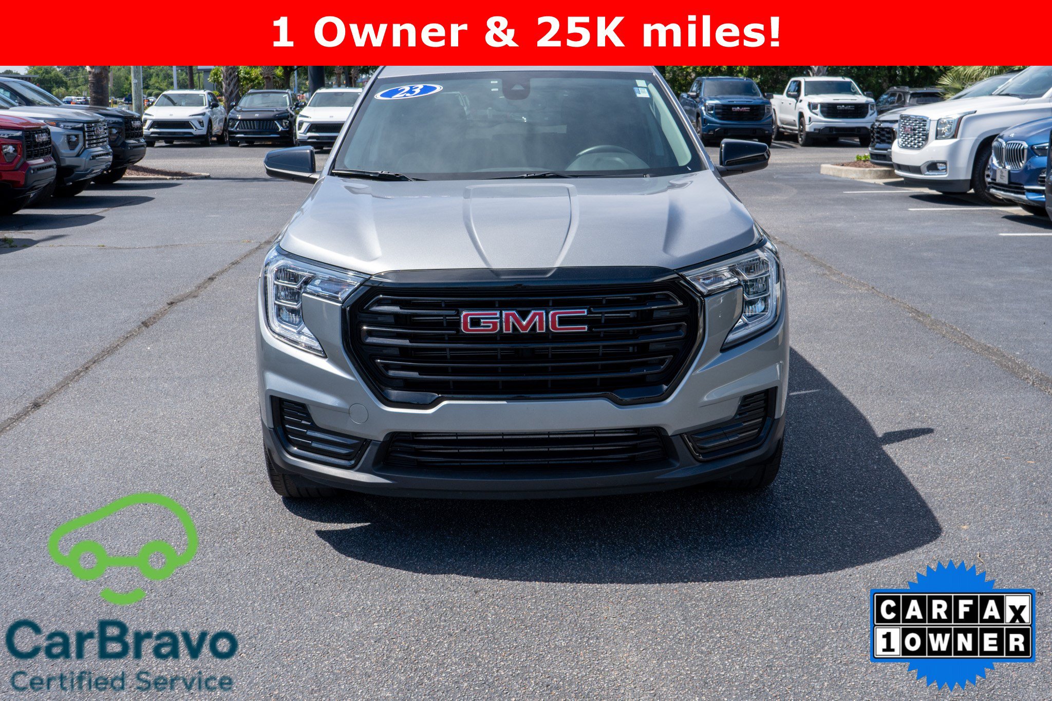 Used 2023 GMC Terrain SLE w/ Driver Convenience Package FWD image 8