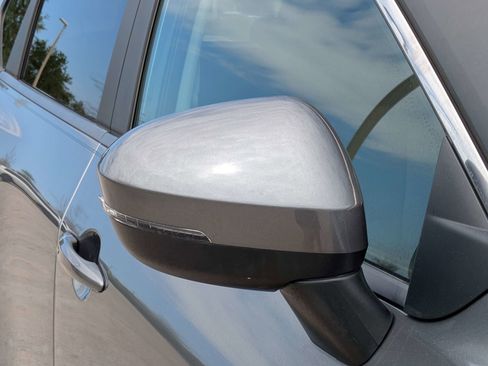 Used 2023 Nissan Rogue SV FWD image 12
