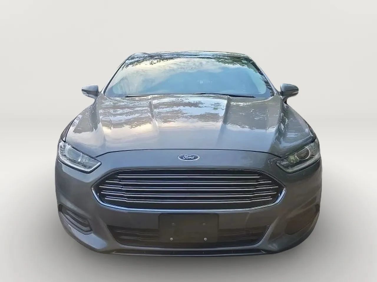 Used 2014 Ford Fusion SE FWD image 4