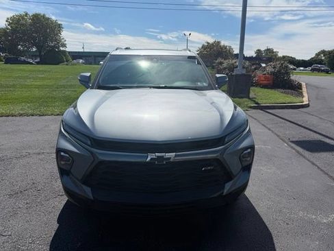 Used 2025 Chevrolet Blazer RS w/ LPO, Floor Liner Package AWD/4WD image 3