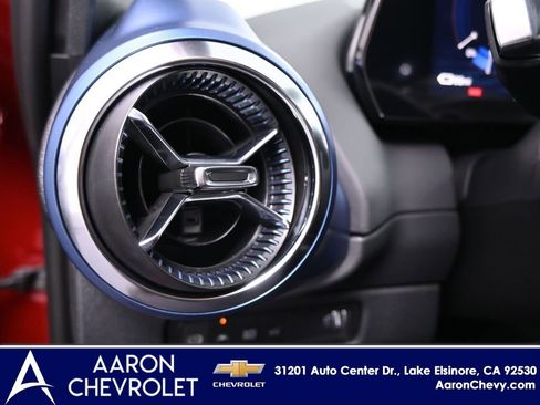 New 2026 Chevrolet Equinox EV LT image 19