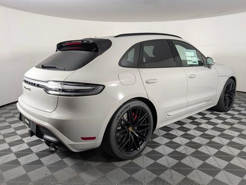 New 2026 Porsche Macan GTS AWD/4WD image 7