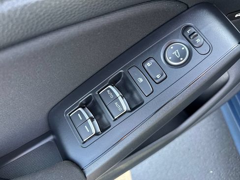 Certified 2025 Honda Civic Sport image 10