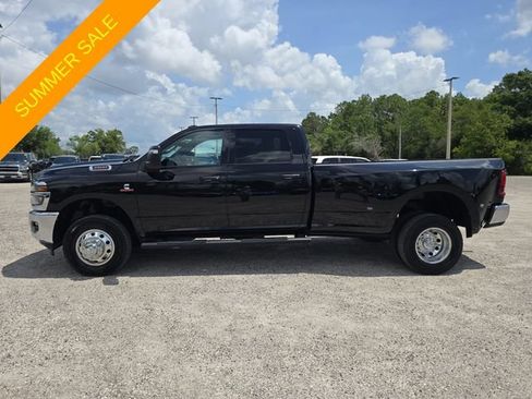 Certified 2025 RAM 3500 Tradesman AWD/4WD image 6