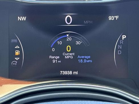 Used 2017 Jeep Grand Cherokee Laredo w/ Quick Order Package 23E AWD/4WD image 11