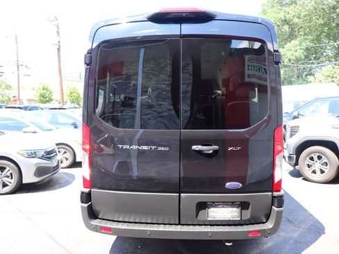 Used 2025 Ford Transit 350 XLT RWD image 4