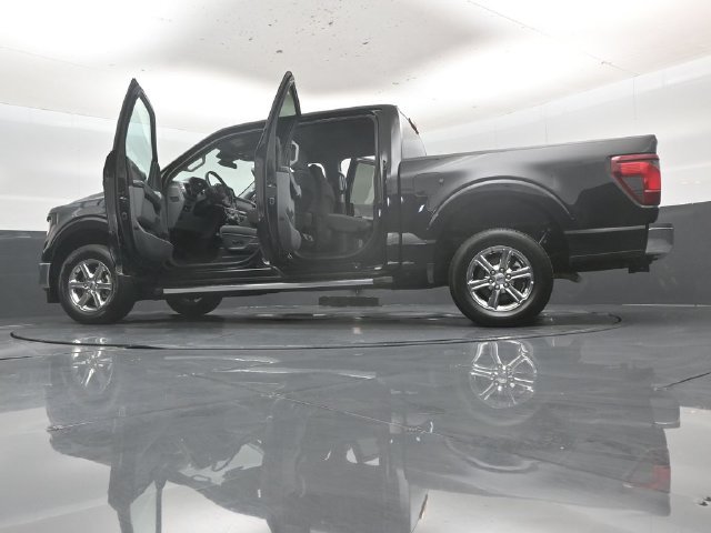 Used 2025 Ford F150 XLT w/ Equipment Group 301A Standard RWD image 60