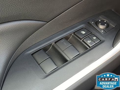 Used 2023 Toyota RAV4 LE image 31