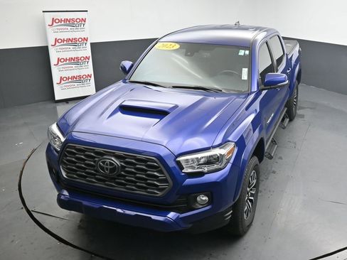 Used 2023 Toyota Tacoma TRD Sport w/ Advanced Technology Package AWD/4WD image 23